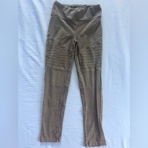 Girls leggings size 7